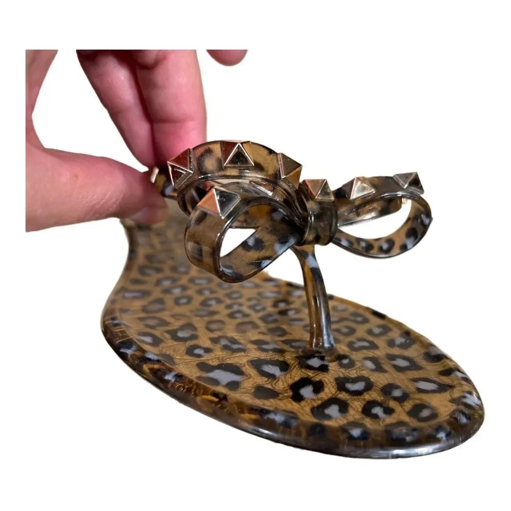 Olivia Miller Womens Montezuma Leopard Jelly Flip-Flops Shoes 10 Medium (B,M)